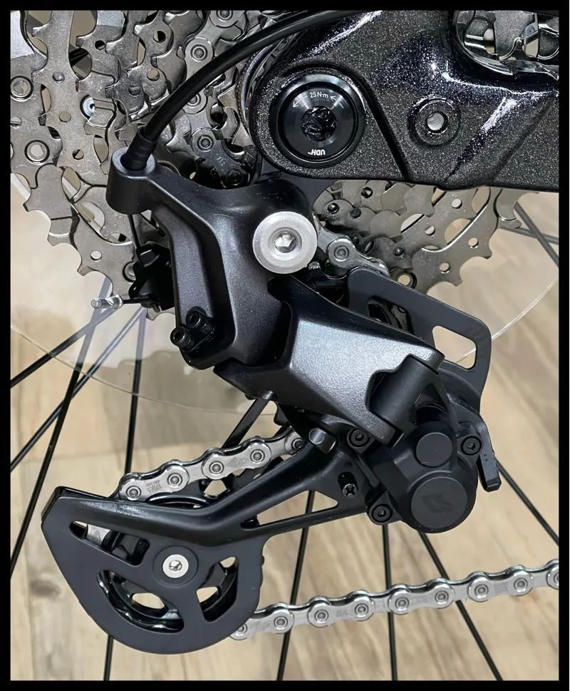 Giant Stance E+ 2 625 25km/h Small Black Diamond 2023-4